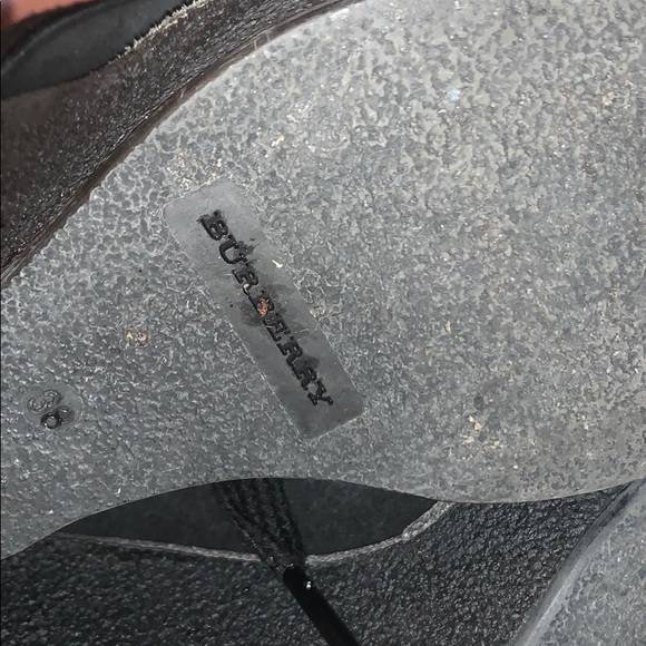 Burberry suede booties - Picture 6 of 14